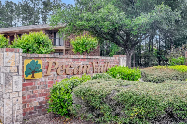 Pecan Valley Apartments Banner 2